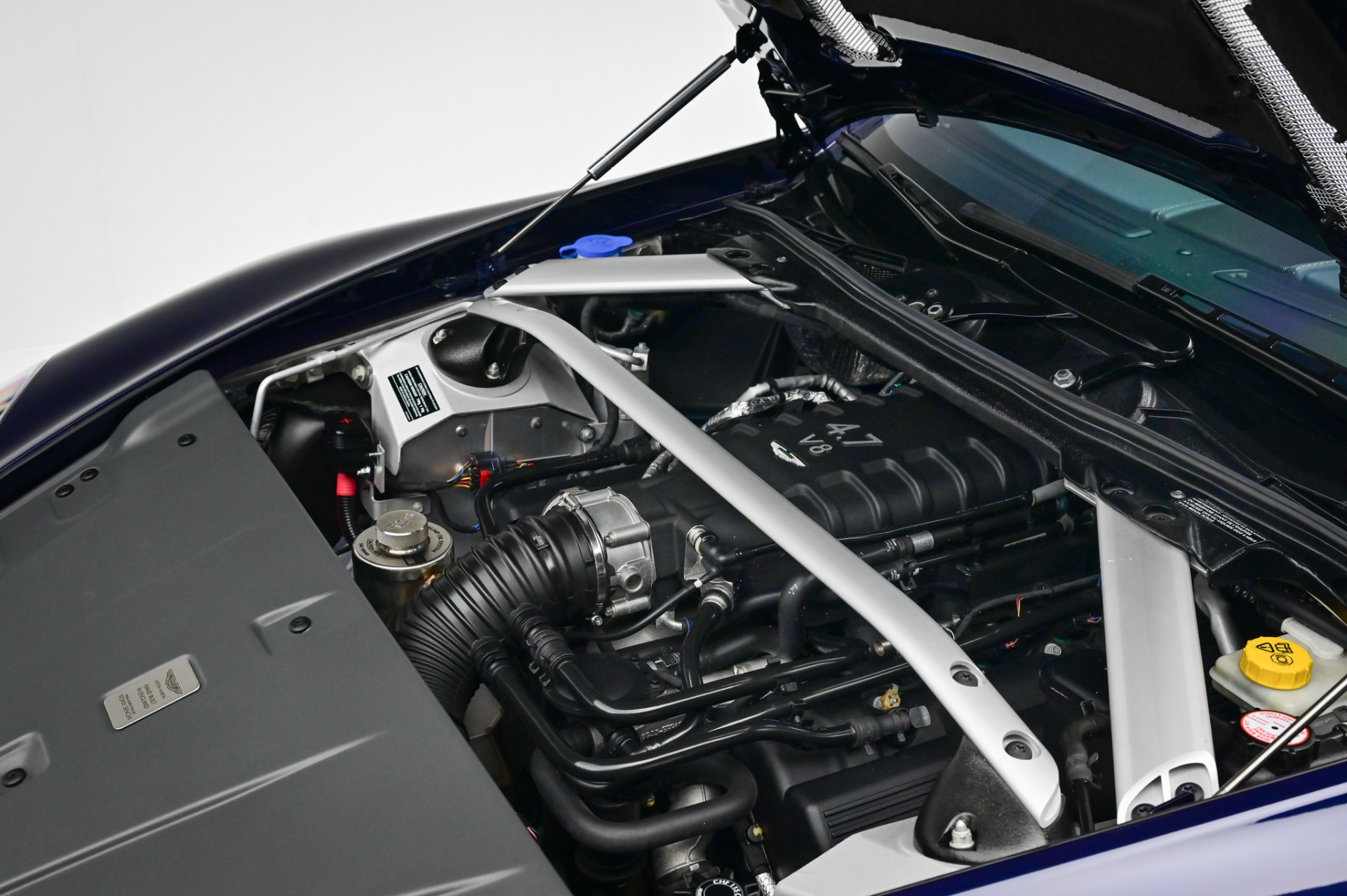 2012 Aston Martin V8 Vantage S photo 62