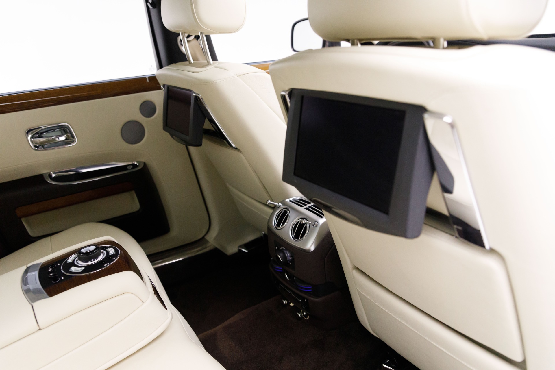 2011 Rolls Royce Ghost RR4 photo 54