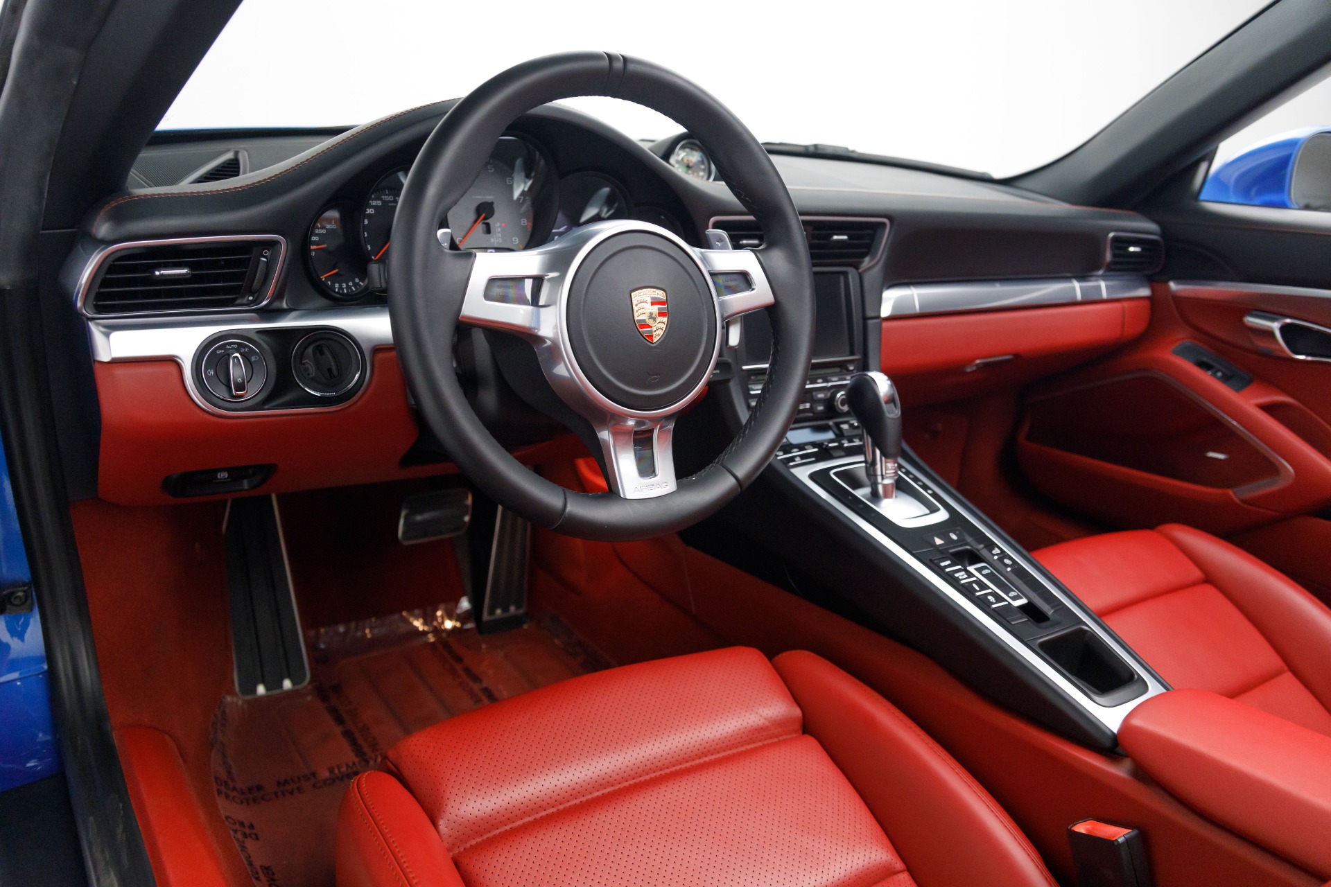 2015 Porsche 911 Targa 4S photo 2