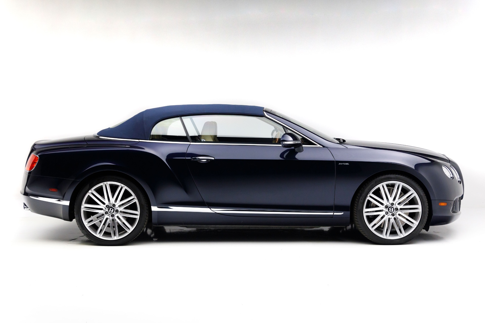 2014 Bentley Continental GTC photo 16