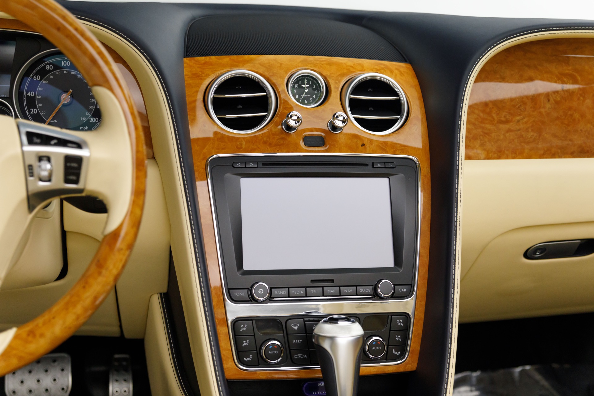 2014 Bentley Continental GTC photo 27