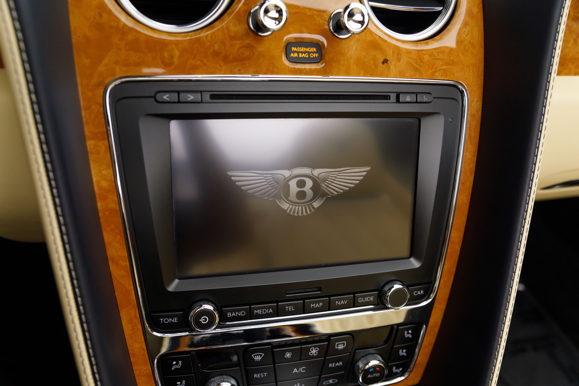 2014 Bentley Continental GTC photo 29