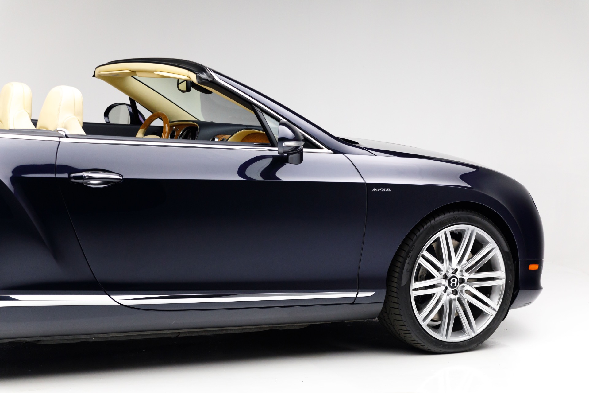 2014 Bentley Continental GTC photo 34