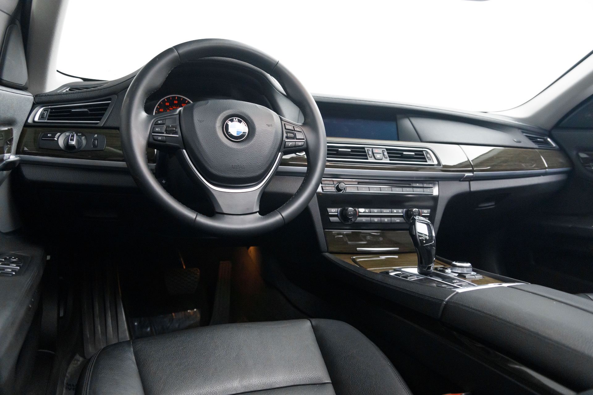 2012 Bmw 740i 7-series photo 2