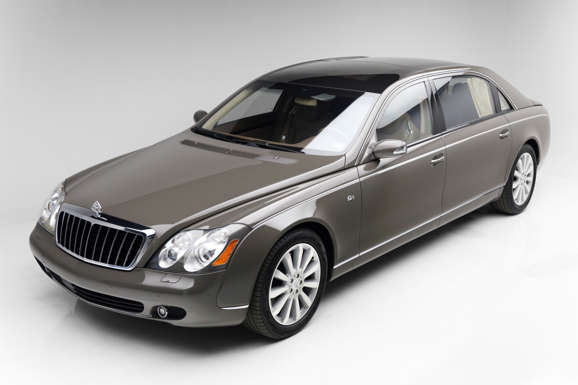 Used 2009 maybach 62 s for sale 288 888 private collection motors
