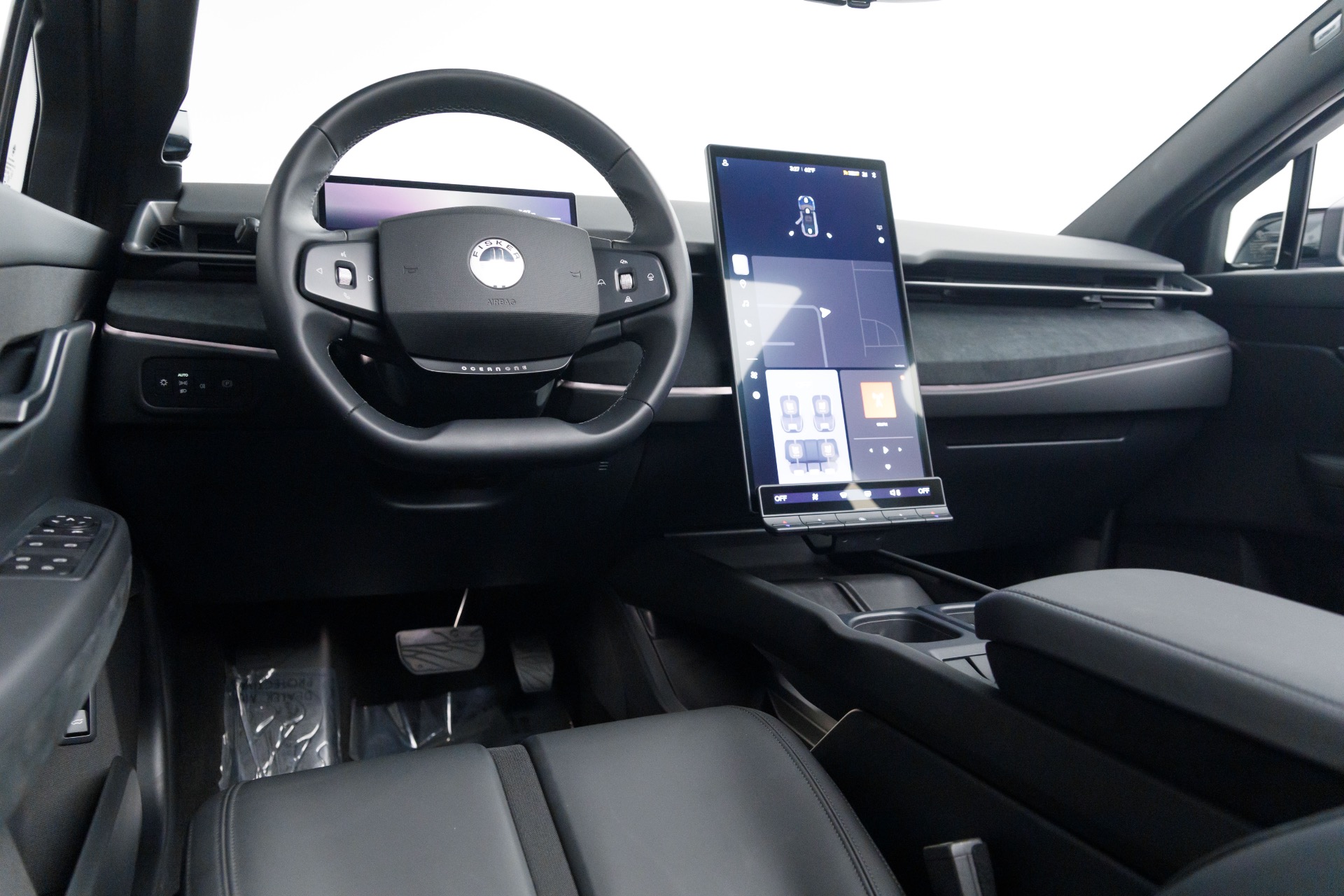 2023 Fisker Ocean Ocean One photo 2