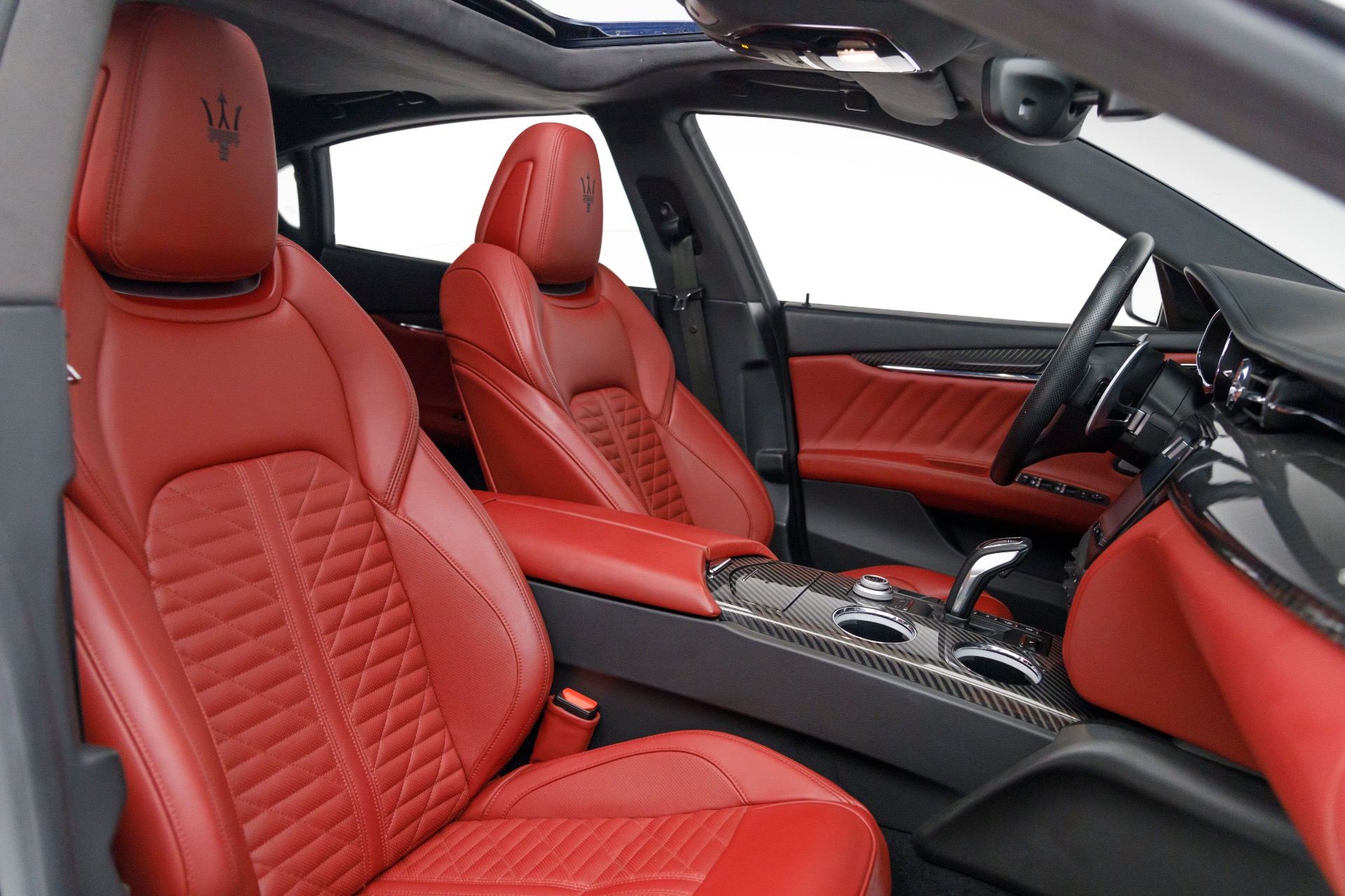 2020 Maserati Quattroporte GranSport photo 2