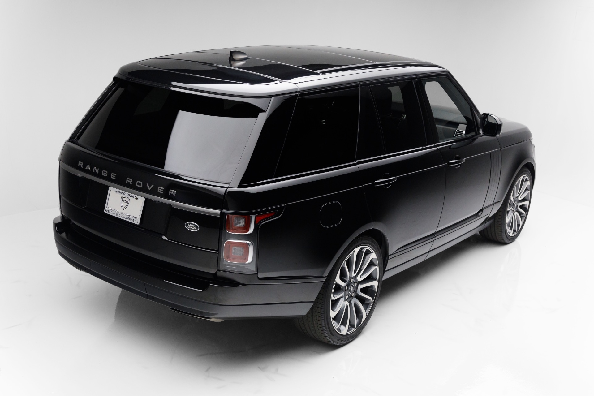 2021 Land Rover Range Rover HSE Silver Edition photo 3