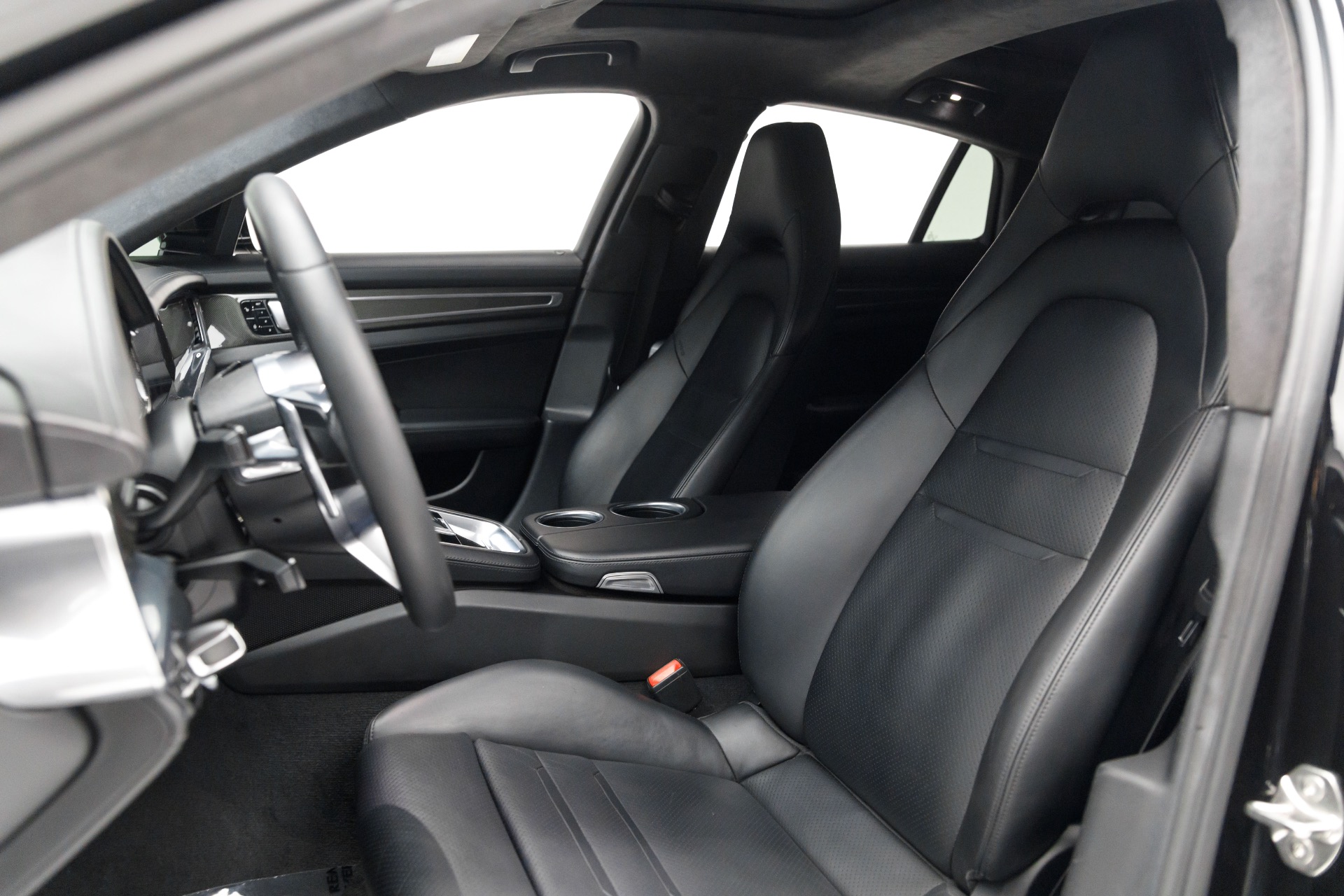 2017 Porsche Panamera Turbo photo 4