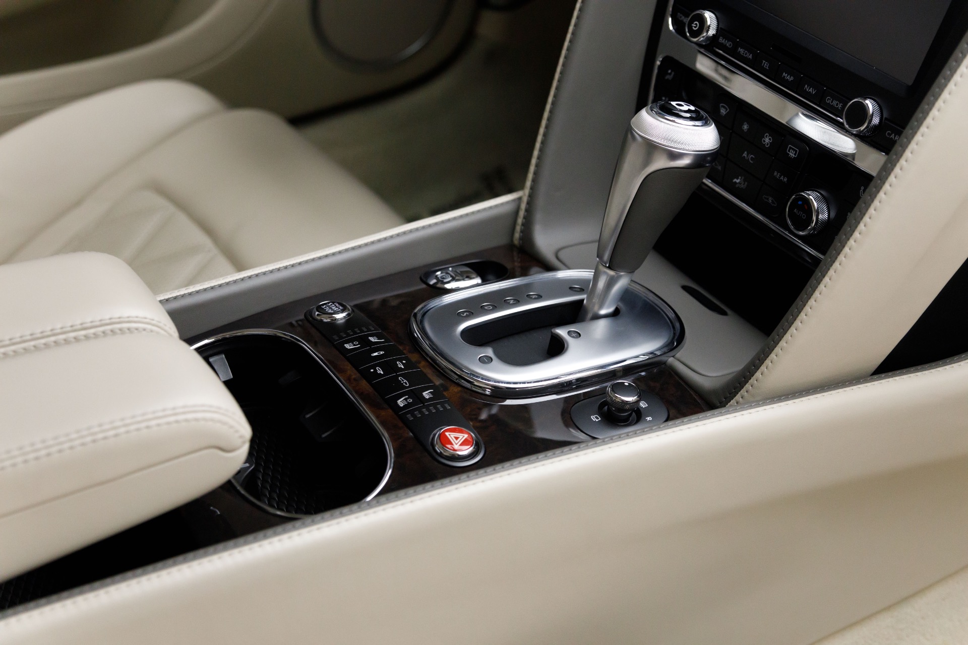 2015 Bentley Continental GT photo 16