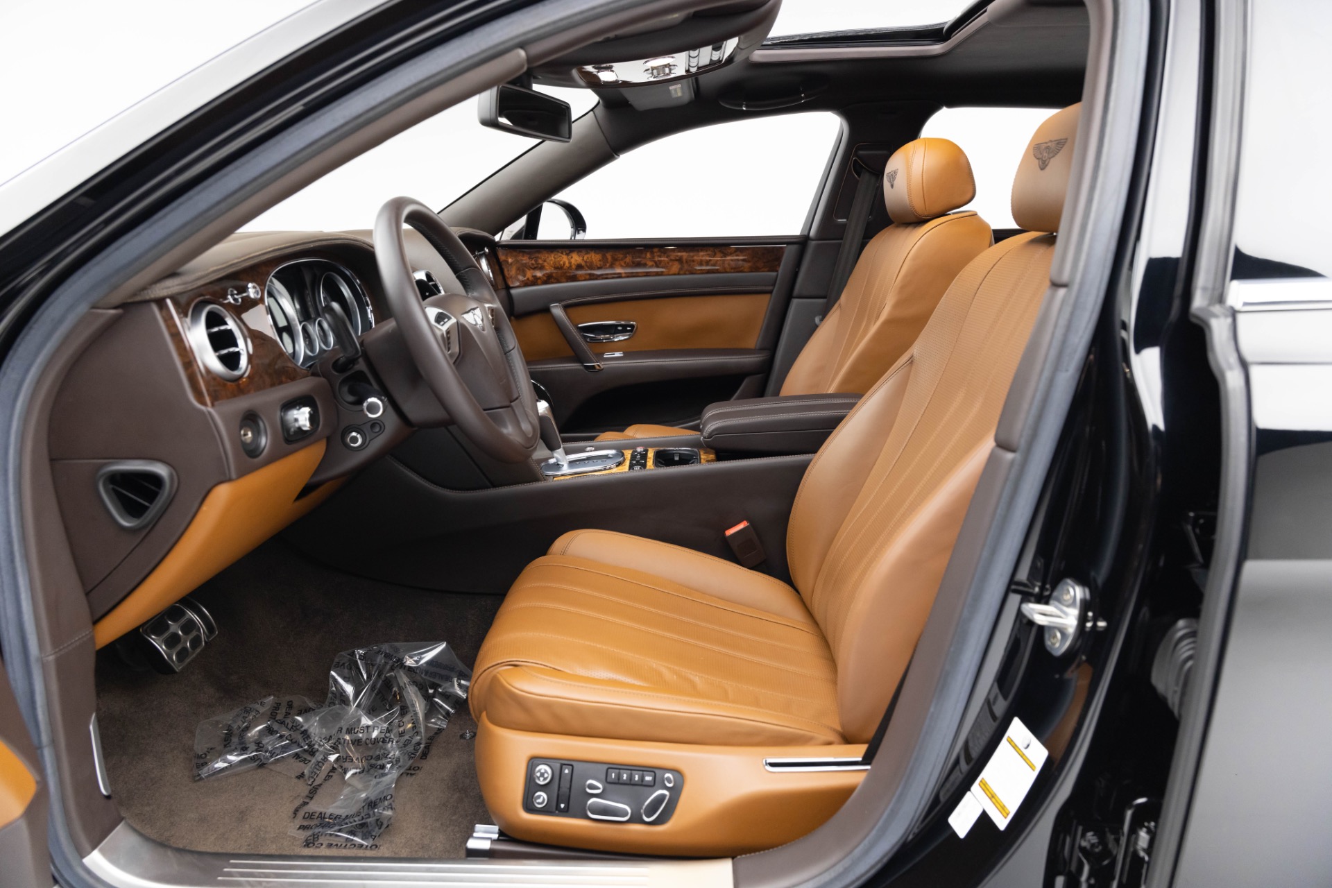 2015 Bentley Flying Spur W12 photo 28