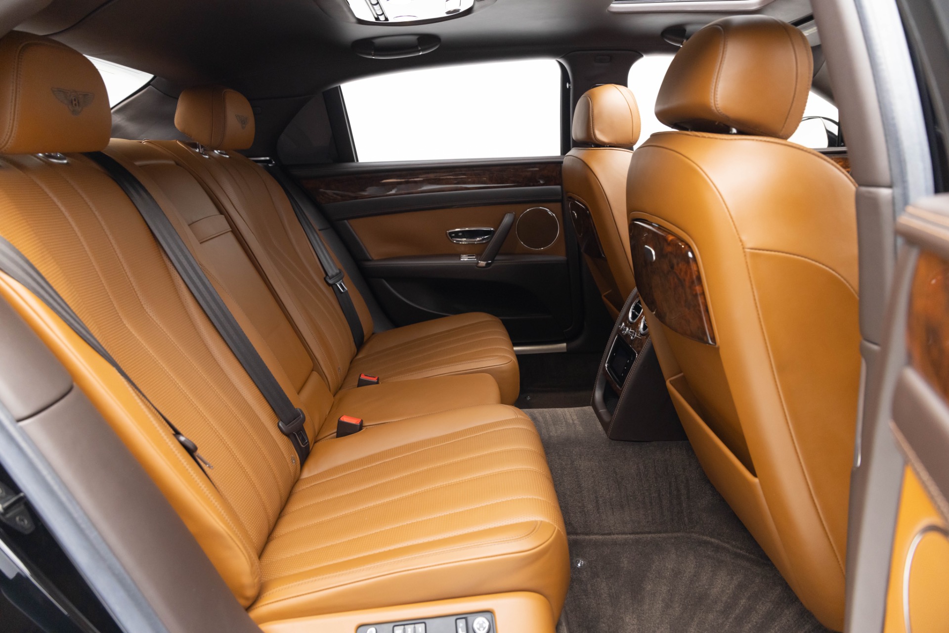 2015 Bentley Flying Spur W12 photo 41