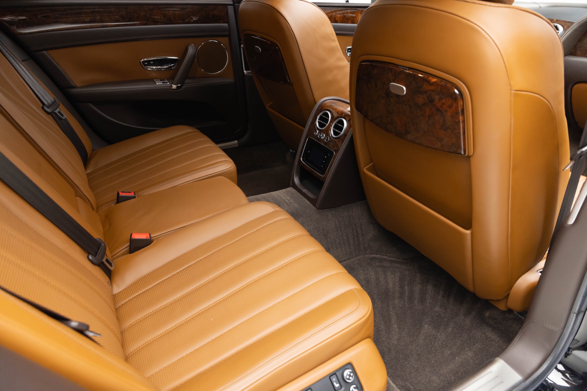 2015 Bentley Flying Spur W12 photo 43