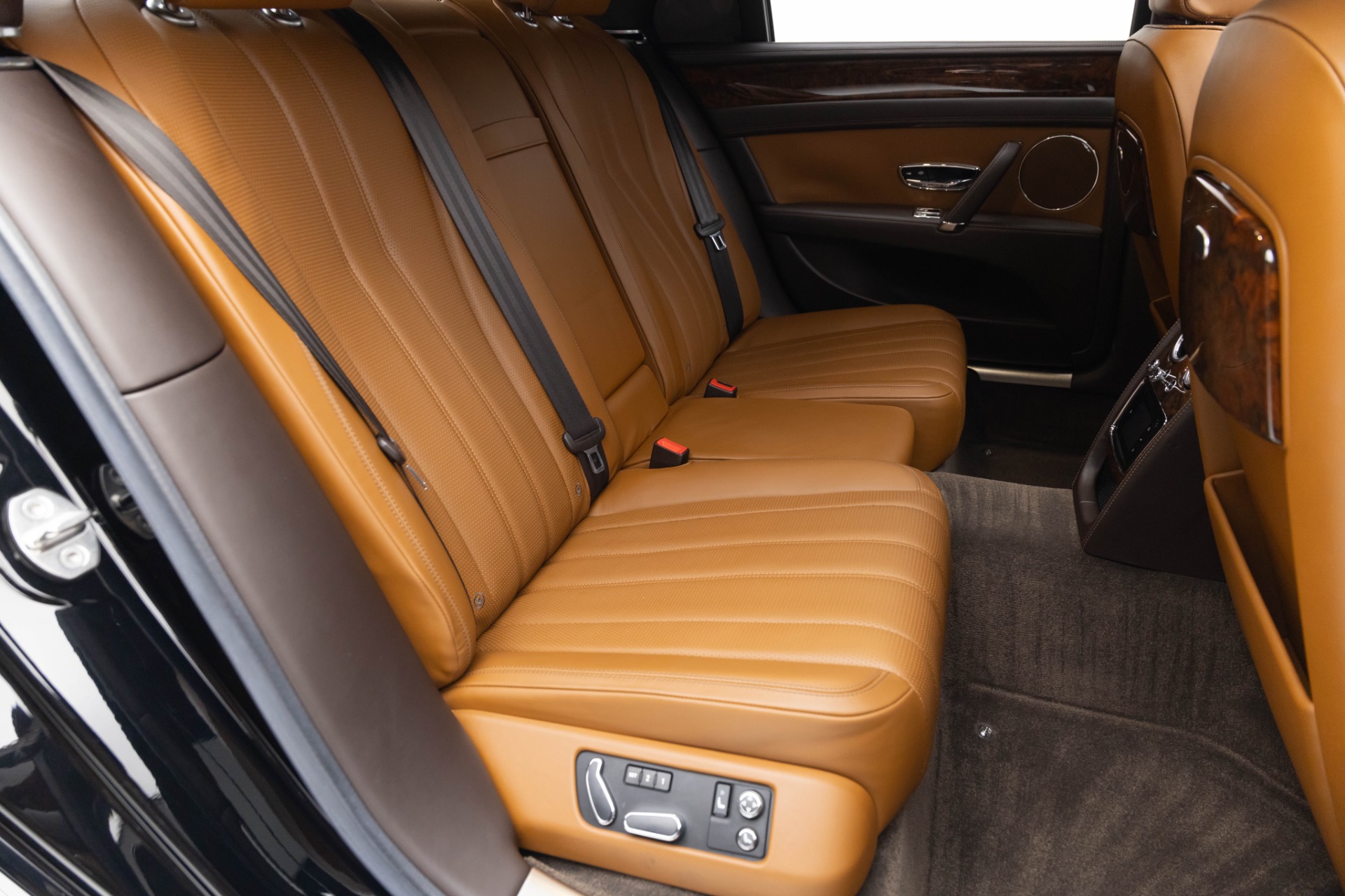 2015 Bentley Flying Spur W12 photo 46