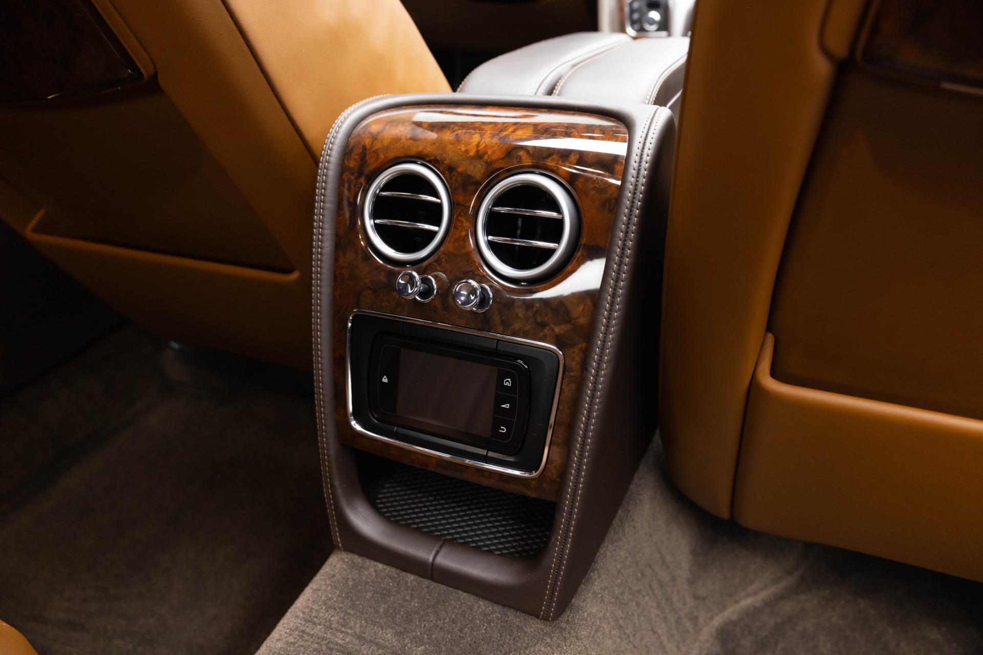 2015 Bentley Flying Spur W12 photo 48