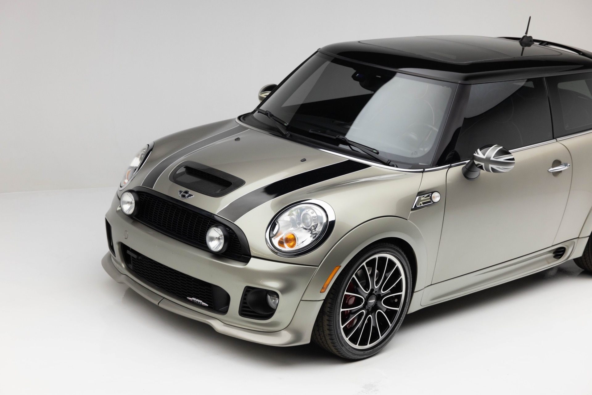 2010 Mini Cooper Hardtop John Cooper Works photo 29