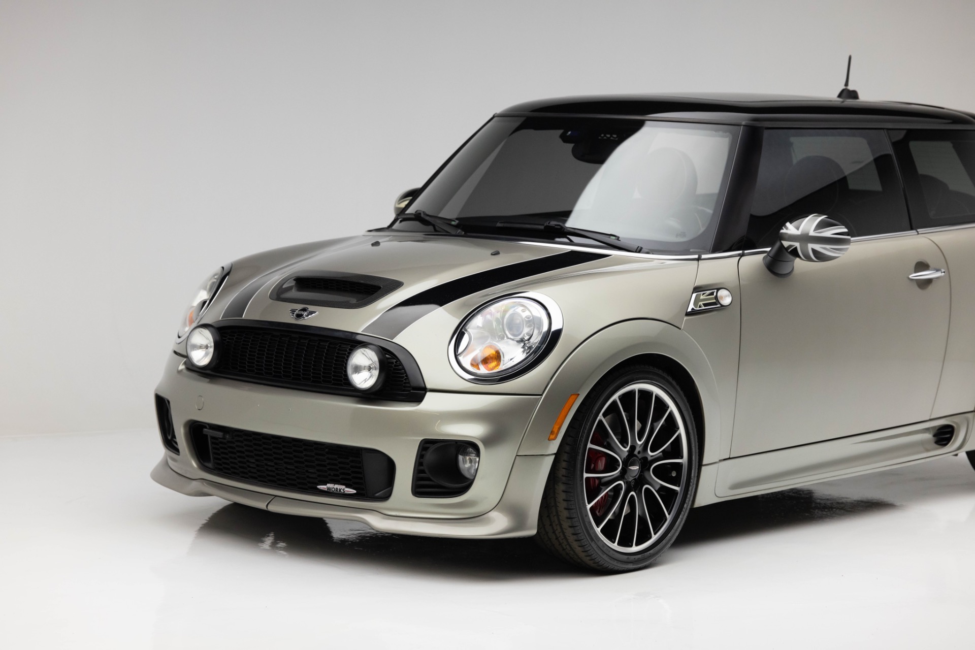 2010 Mini Cooper Hardtop John Cooper Works photo 35