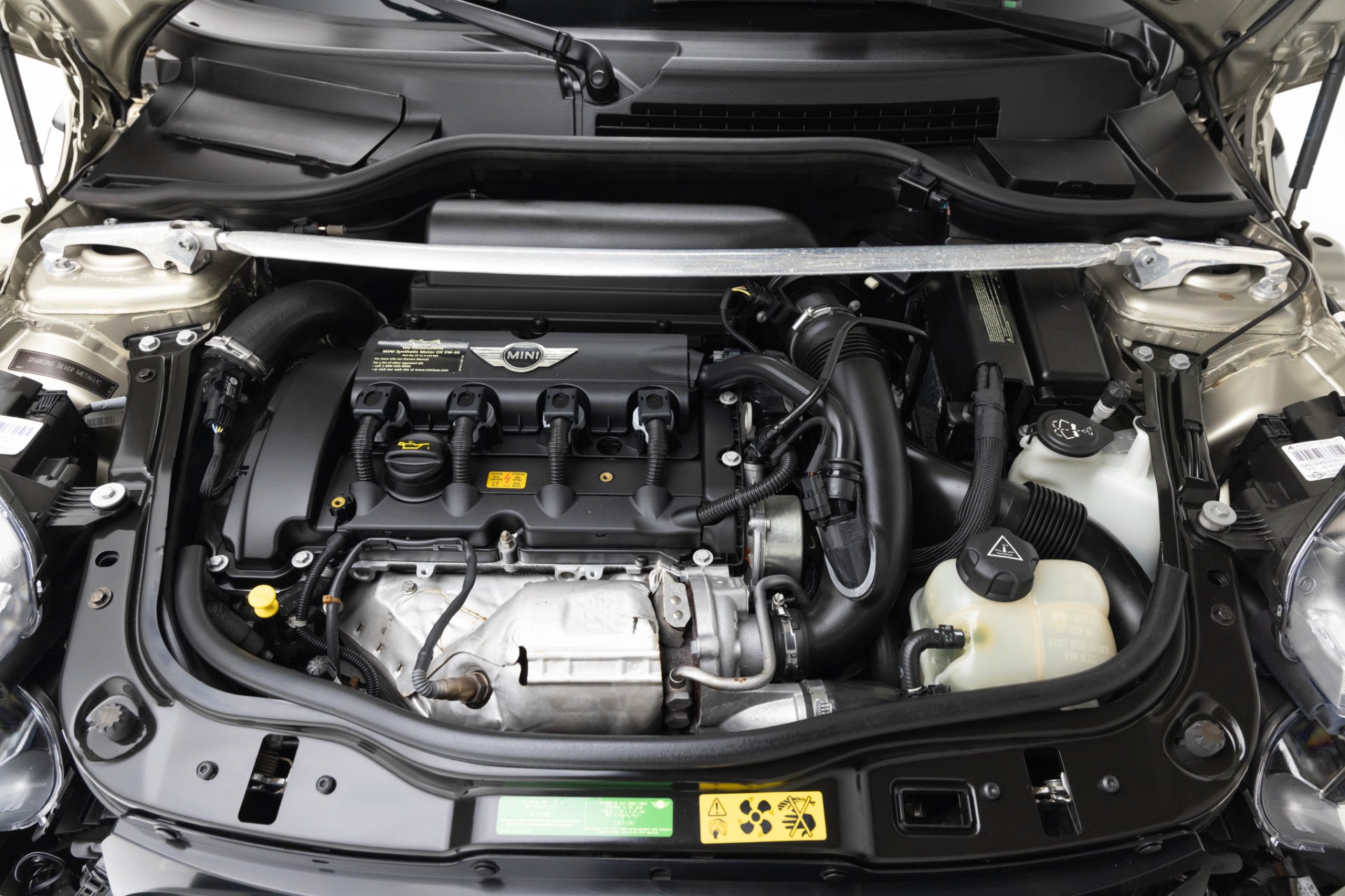 2010 Mini Cooper Hardtop John Cooper Works photo 60