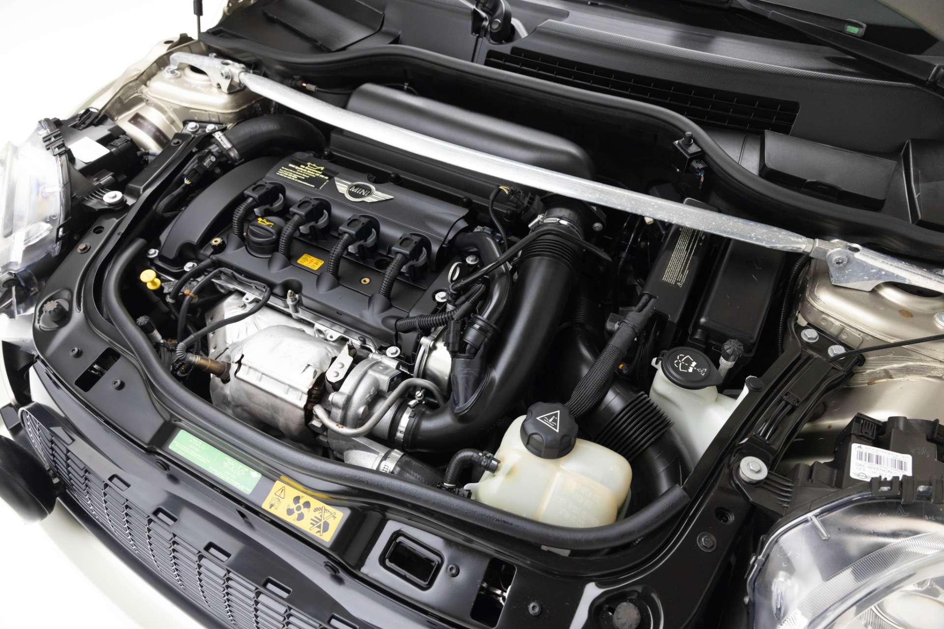 2010 Mini Cooper Hardtop John Cooper Works photo 61