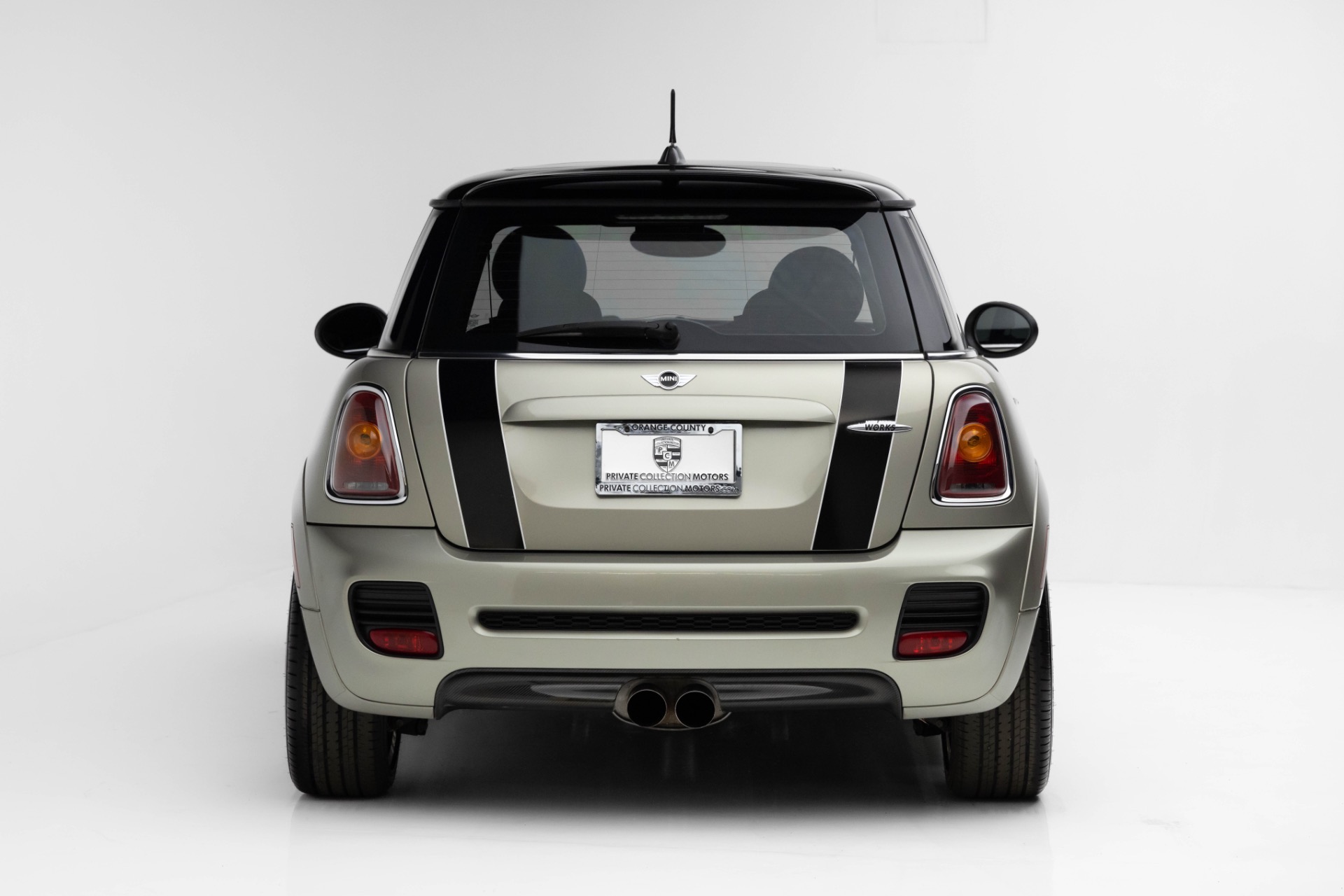 2010 Mini Cooper Hardtop John Cooper Works photo 7