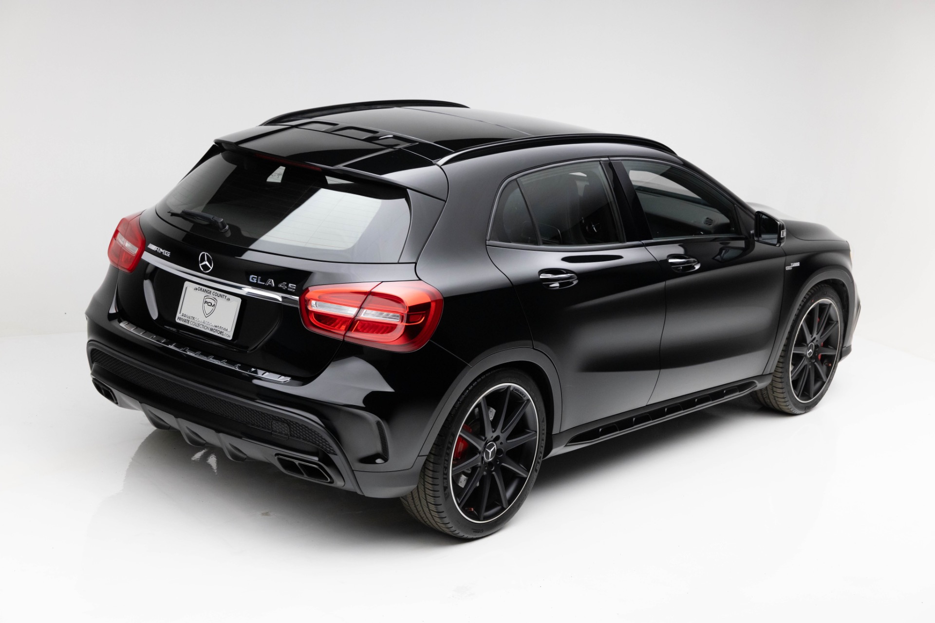 2017 Mercedes Benz GLA 45 AMG photo 3