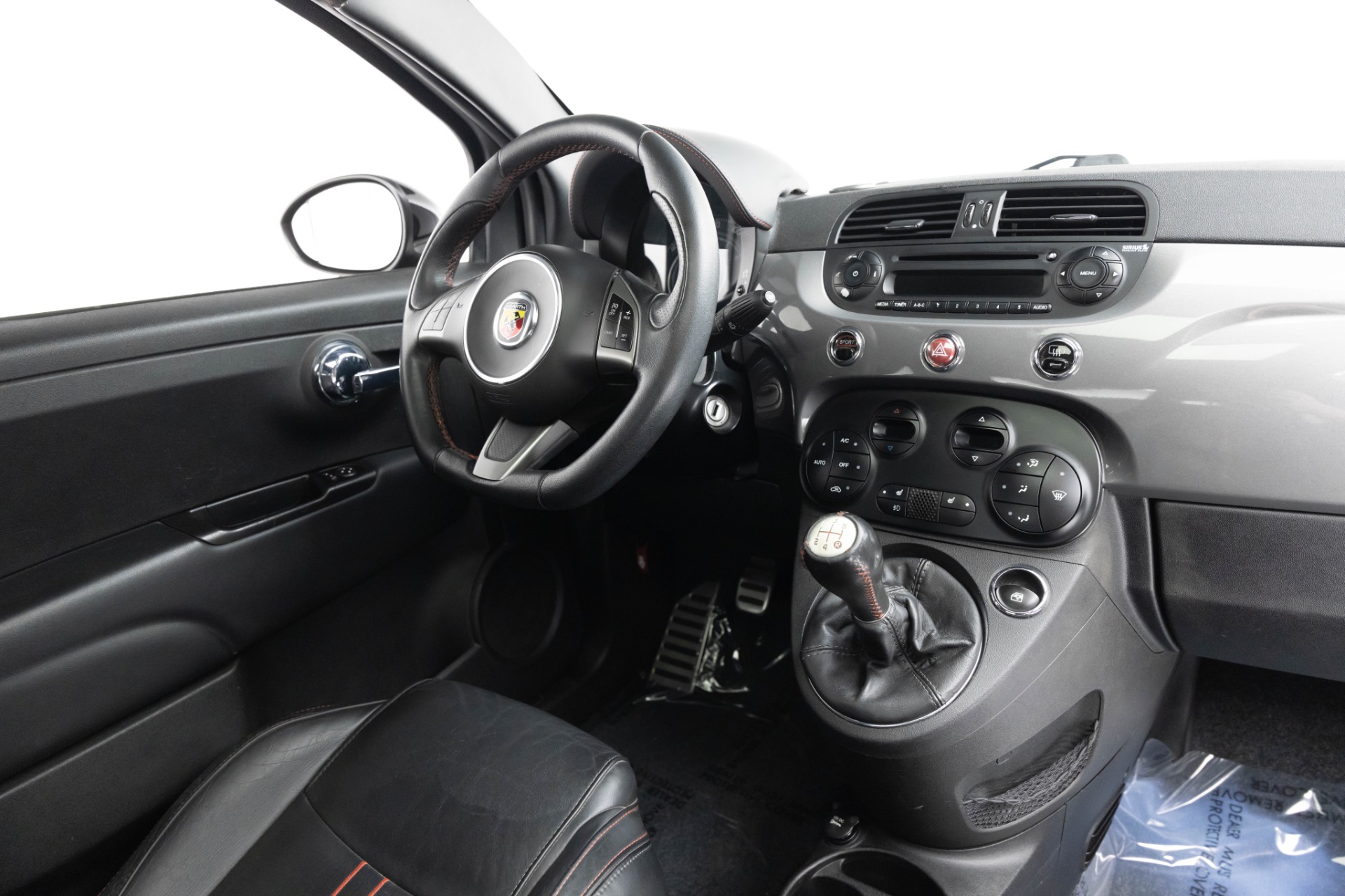 2013 Fiat 500 Abarth photo 15