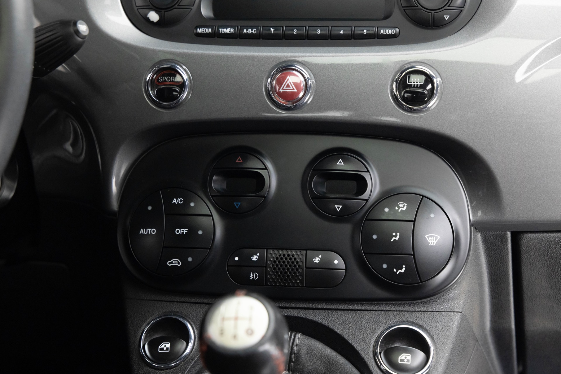 2013 Fiat 500 Abarth photo 21
