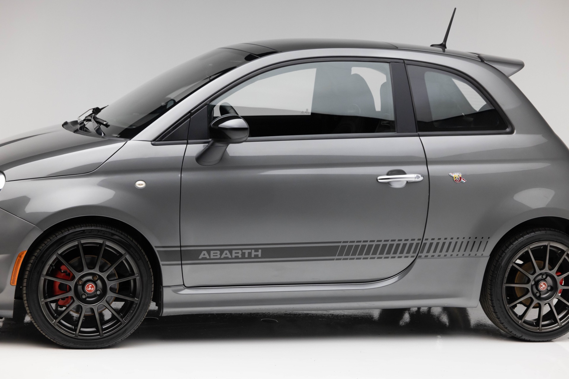 2013 Fiat 500 Abarth photo 28