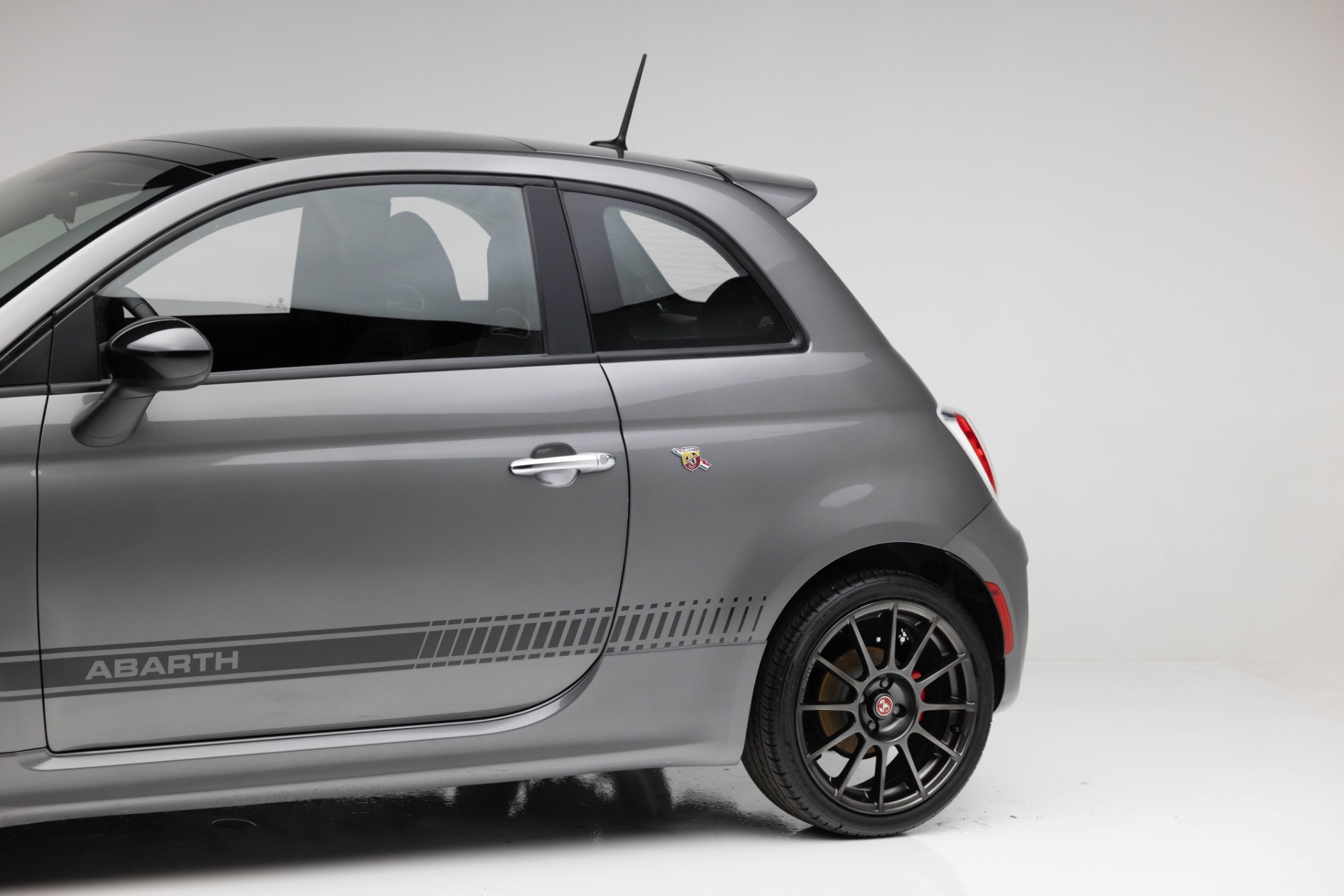 2013 Fiat 500 Abarth photo 35