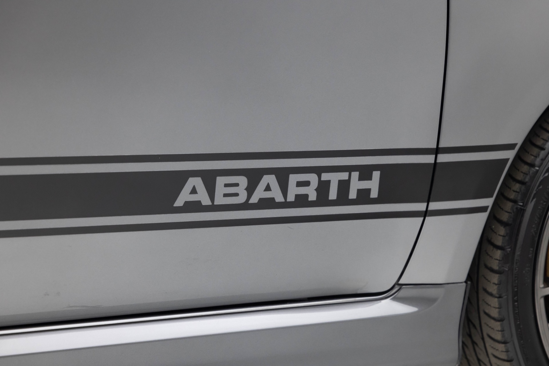 2013 Fiat 500 Abarth photo 48