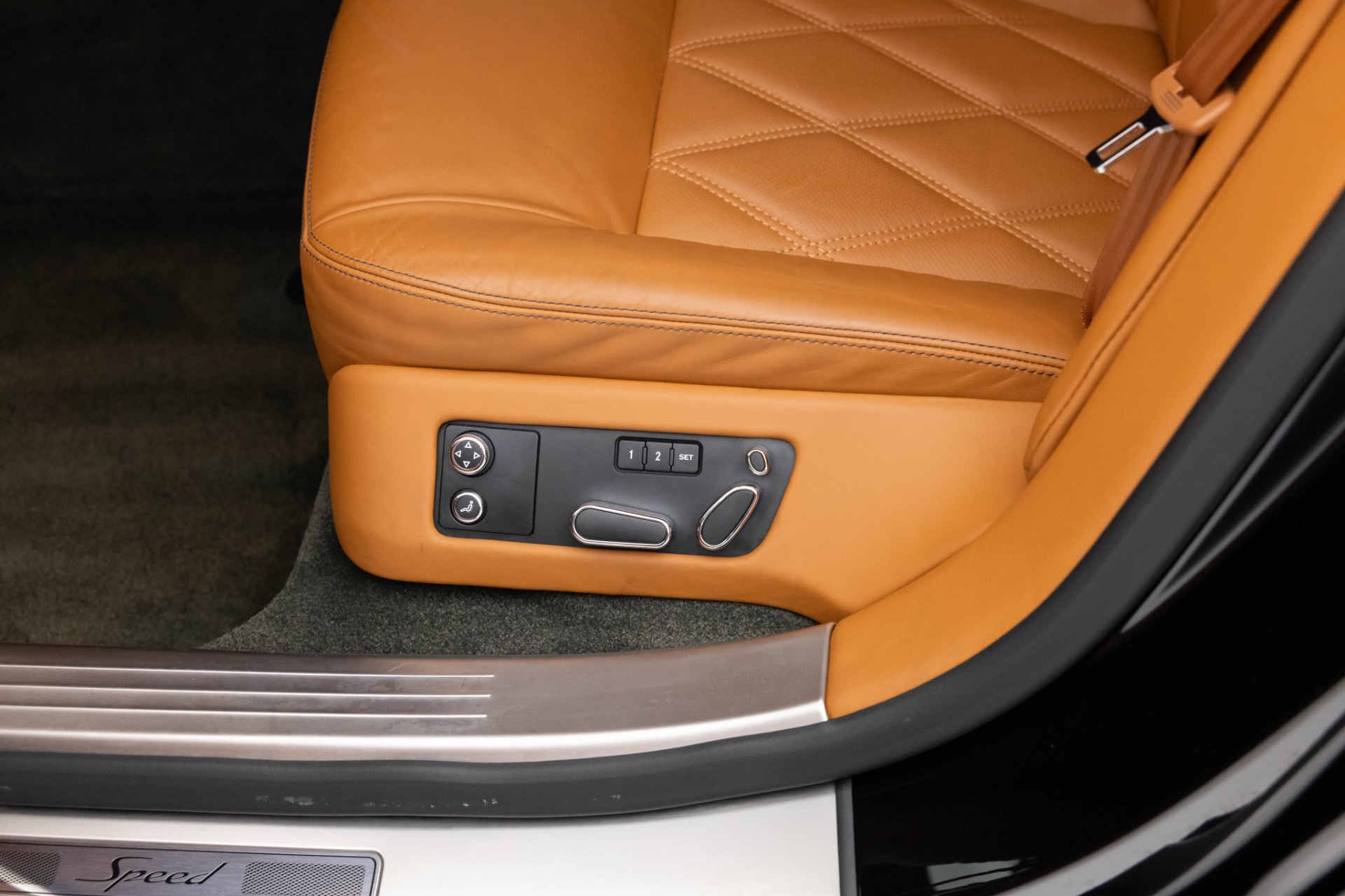 2012 Bentley Continental Flying Spur Speed photo 32