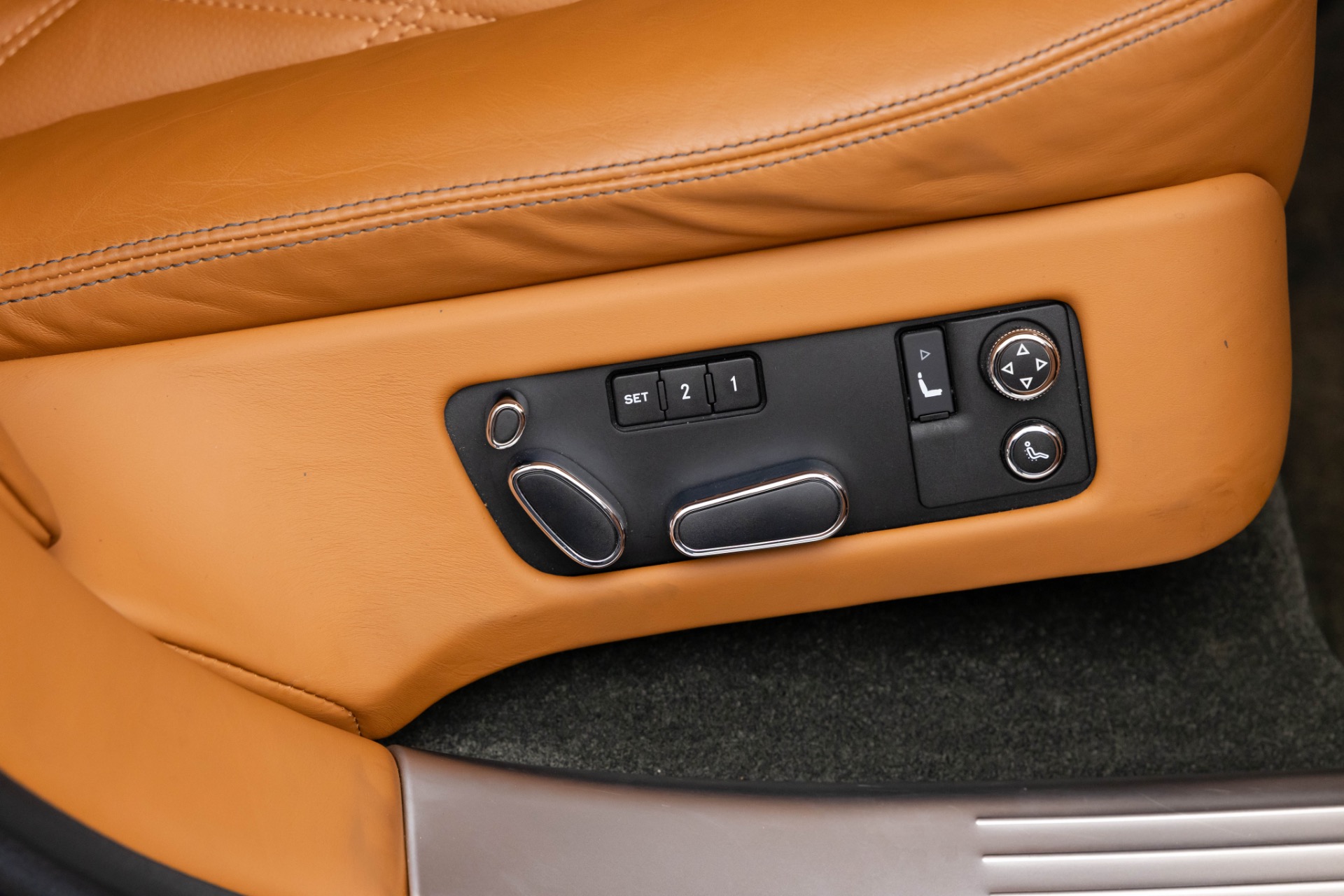 2012 Bentley Continental Flying Spur Speed photo 40